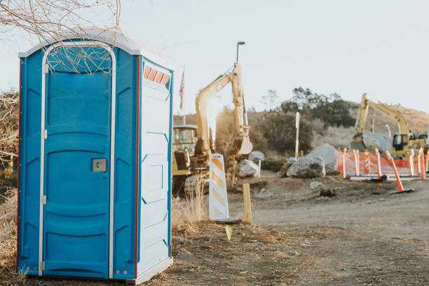 Best Porta potty delivery and setup  in Bell Nyon, CA